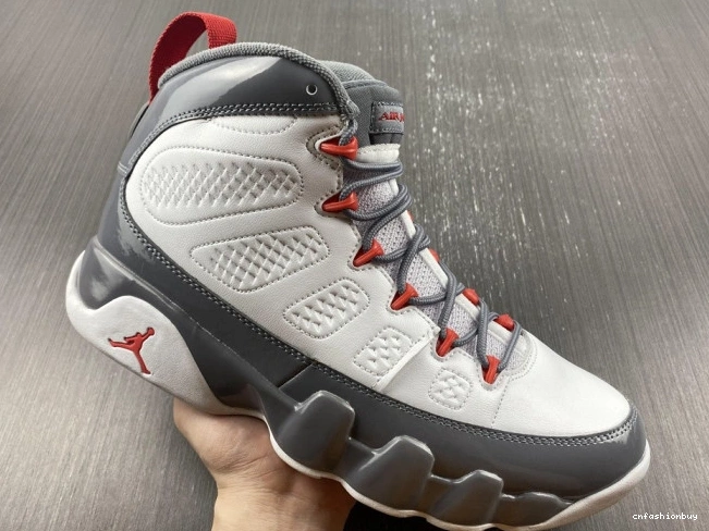 9 CT8019-162 Fire Air Jordan Red 1027